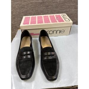 Connie Shoes Womens Size 7.5M Black Leather Loafers Slip On Naughty Bone Lea